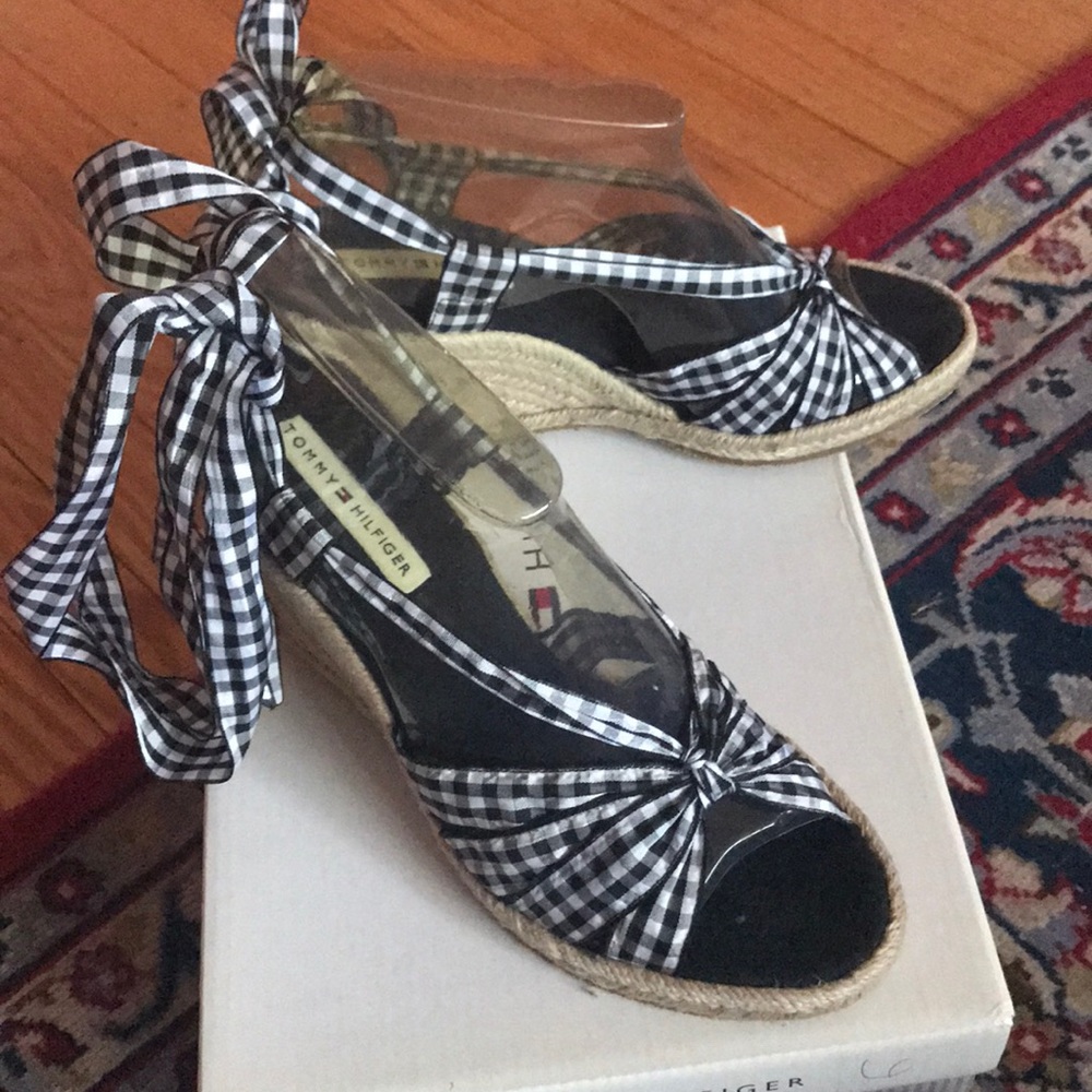 Tommy Hilfiger wedge espadrilles size7.5